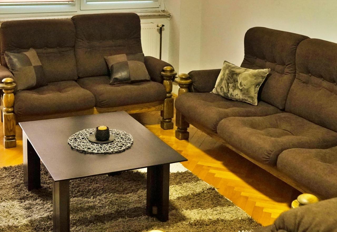 Vijecnica View 2Bdr Apartment With Balcony - Best Location Sarajevo Bagian luar foto