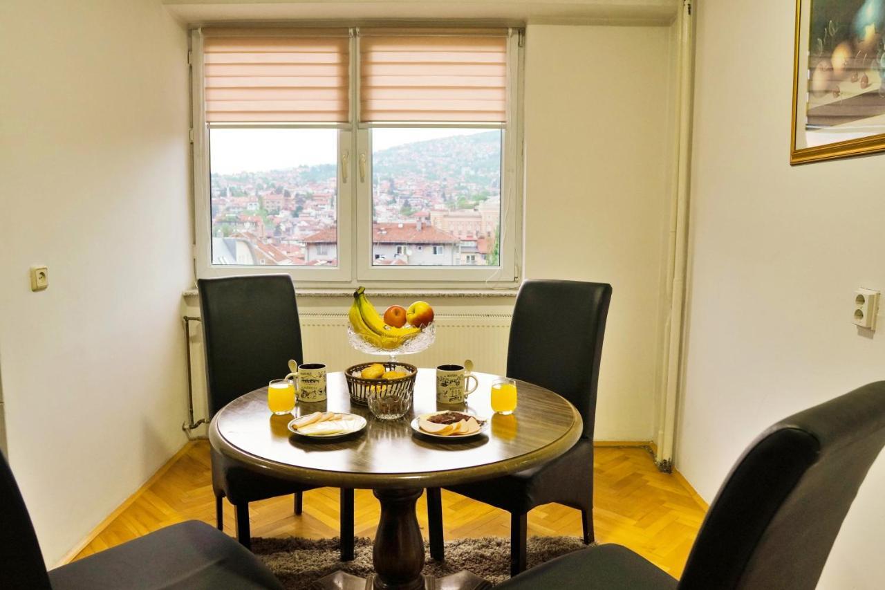 Vijecnica View 2Bdr Apartment With Balcony - Best Location Sarajevo Bagian luar foto