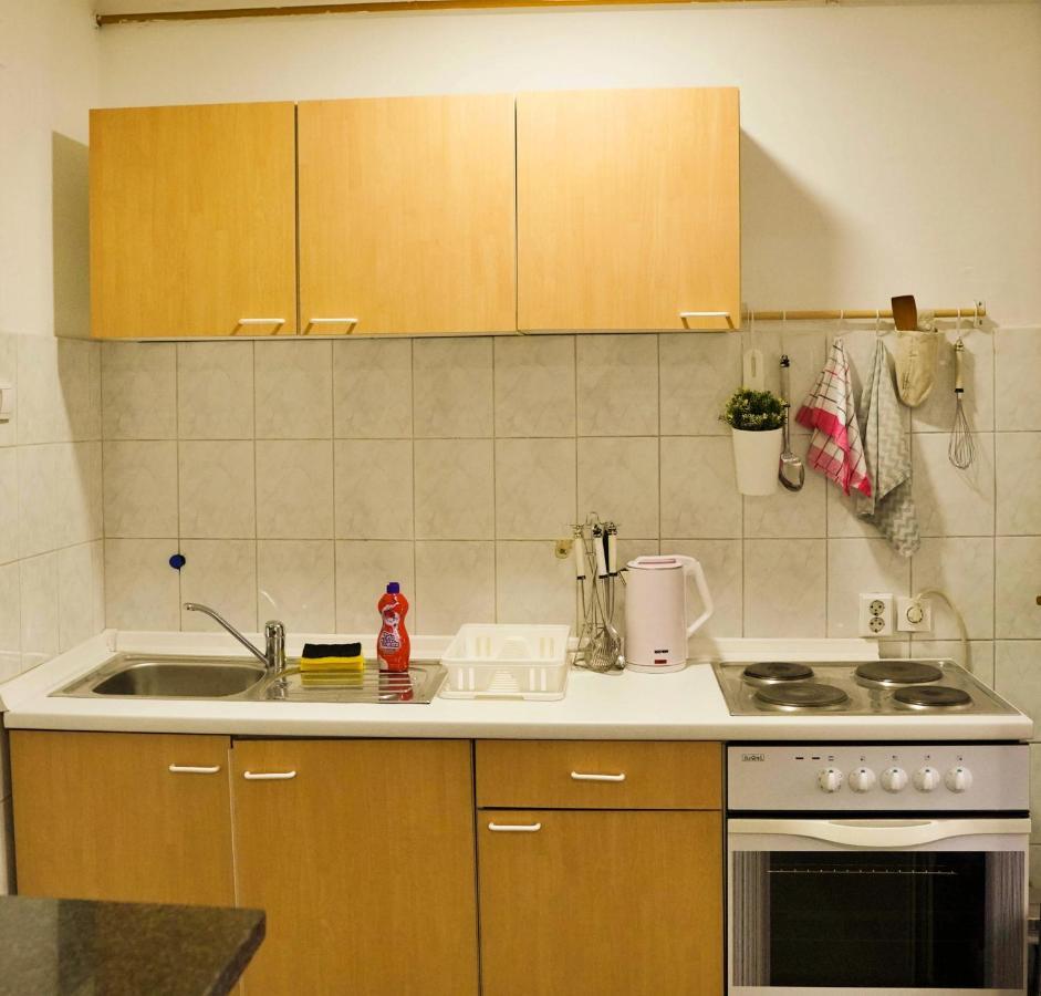 Vijecnica View 2Bdr Apartment With Balcony - Best Location Sarajevo Bagian luar foto